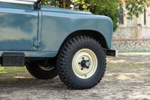 Bild 13/50 von Land Rover 88 (1980)