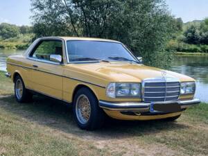 Afbeelding 3/8 van Mercedes-Benz 280 CE (1980)