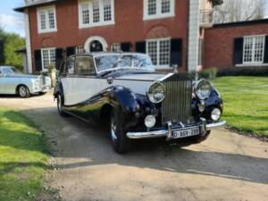 Image 1/7 of Rolls-Royce Silver Wraith (1954)
