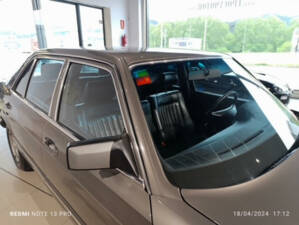Imagen 3/27 de Mercedes-Benz 500 SEL (1986)