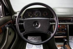 Immagine 16/25 di Mercedes-Benz 280 SE (1985)