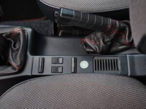 Imagen 37/50 de Alfa Romeo 155 2.5 TD (1998)