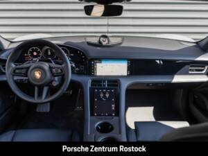 Obraz 13/35 pojazdu Porsche Taycan 4S (1900)