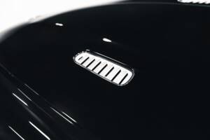 Image 14/38 of Aston Martin Virage (2012)