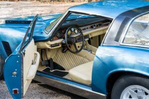 Image 7/23 of ISO Grifo (1973)