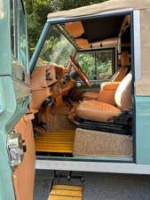Image 47/72 of Land Rover 90 (1987)