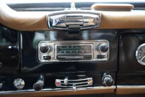 Bild 8/15 von Mercedes-Benz 190 SL (1959)