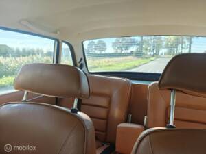 Bild 33/39 von Volvo 164 (1971)