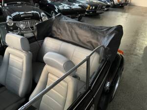 Image 5/41 de Volkswagen Coccinelle 1303 LS (1974)