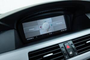 Bild 13/32 von BMW M5 Touring (2007)