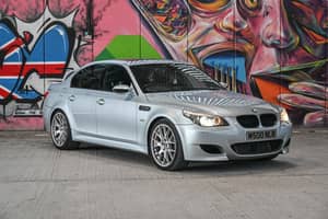 Immagine 4/58 di BMW M5 (2007)