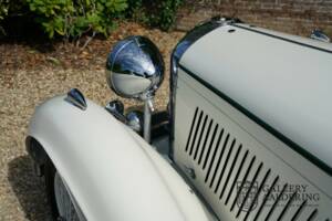 Bild 37/50 von Bentley 3 1/2 Liter Park Ward FHC (1933)