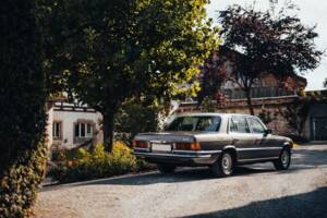 Afbeelding 6/16 van Mercedes-Benz 450 SEL 6,9 (1976)