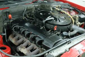 Bild 18/50 von Mercedes-Benz 260 SE (1986)