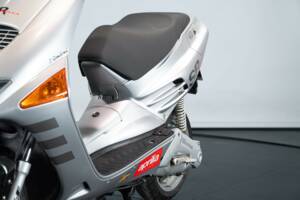 Image 27/29 de Aprilia SR 50 (1994)