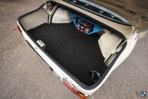 Image 31/80 de BMW 2002 (1975)