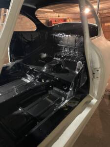 Image 22/27 of Porsche 356 C 1600 SC (1964)