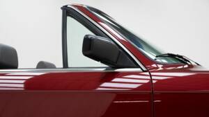 Bild 13/15 von BMW 318i (1992)