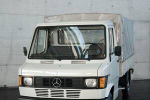 Image 9/43 of Mercedes-Benz T1 208 (1981)