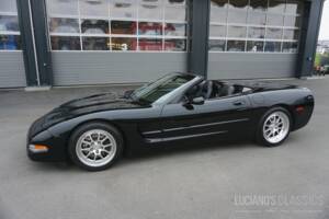 Image 3/48 of Chevrolet Corvette (1998)