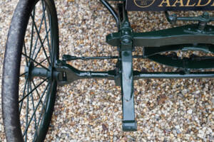 Image 21/50 de Benz Patent-Motorwagen Velo (1901)