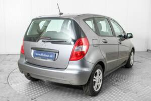 Bild 27/43 von Mercedes-Benz A 160 CDI (2010)