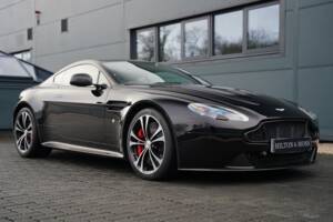 Afbeelding 25/50 van Aston Martin V12 Vantage S (2018)
