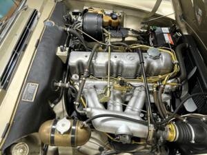 Image 16/26 de Mercedes-Benz 250 SL (1967)