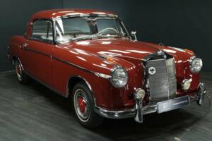 Imagen 8/50 de Mercedes-Benz 220 S (1957)