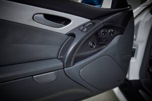 Image 55/99 de Mercedes-Benz SL 55 AMG (2005)