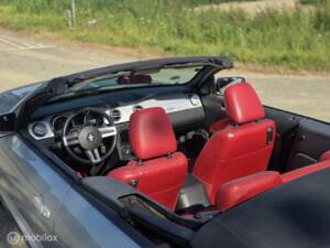 Bild 12/38 von Ford Mustang V6 (2006)