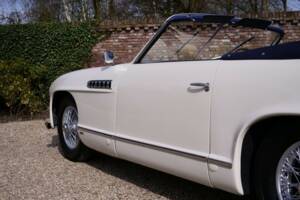 Image 22/50 de Delahaye 235 Antem (1952)
