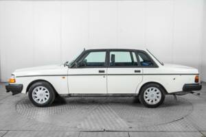 Imagen 9/50 de Volvo 244 GL D (1984)