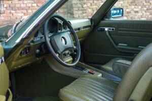 Image 11/50 de Mercedes-Benz 280 SLC (1976)