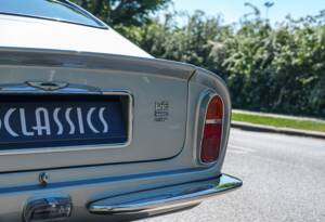 Immagine 12/27 di Aston Martin DB 6 Mk II (1971)