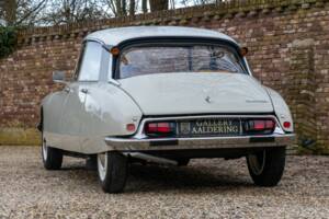 Afbeelding 6/50 van Citroën D Spécial (1971)