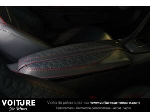 Bild 36/50 von Aston Martin DBS Superleggera (2019)