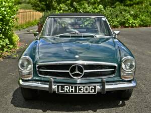 Image 9/38 of Mercedes-Benz 280 SL (1969)