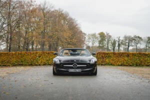 Image 14/100 de Mercedes-Benz SLS AMG Roadster (2011)