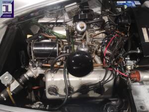 Bild 35/37 von Daimler SP 250 (1960)