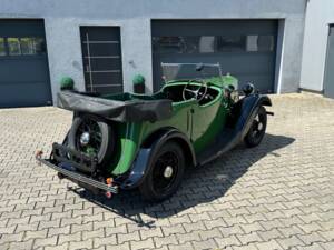 Image 6/11 of Morris Eight (1935)