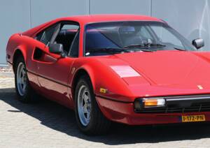 Image 25/61 of Ferrari 308 GTBi (1982)