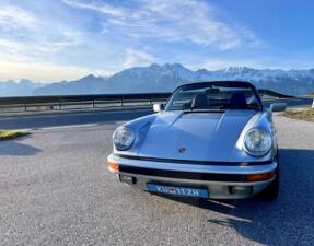 Image 11/22 of Porsche 911 Carrera 3.2 (1987)