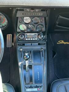 Image 15/43 of Chevrolet Corvette Stingray (1970)