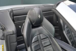 Bild 17/50 von Ferrari California T (2015)