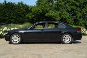 Bild 4/50 von BMW 750iL (2001)