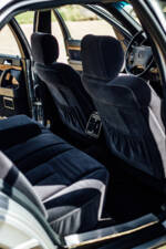 Image 12/57 de Mercedes-Benz 500 SE (1992)
