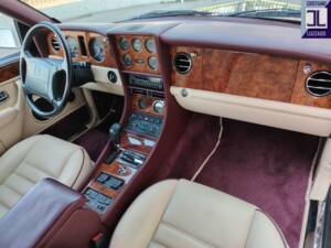 Bild 38/98 von Bentley Continental S (1995)
