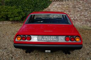 Image 28/50 de Ferrari 365 GT4 2+2 (1974)
