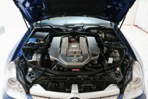 Bild 11/13 von Mercedes-Benz CLS 55 AMG (2005)